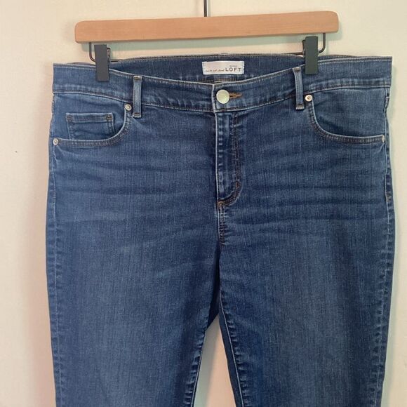 LOFT Medium Wash High Rise Skinny Jeans Size 32 / 14 - Picture 2 of 9